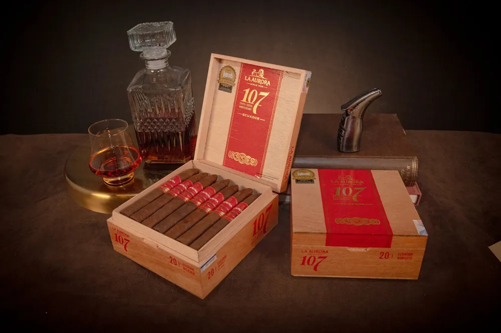 La Aurora 107